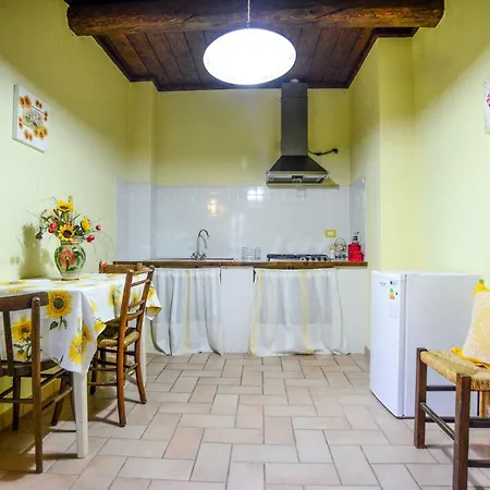 Agriturismo Il Podere Farm stay Petrignano